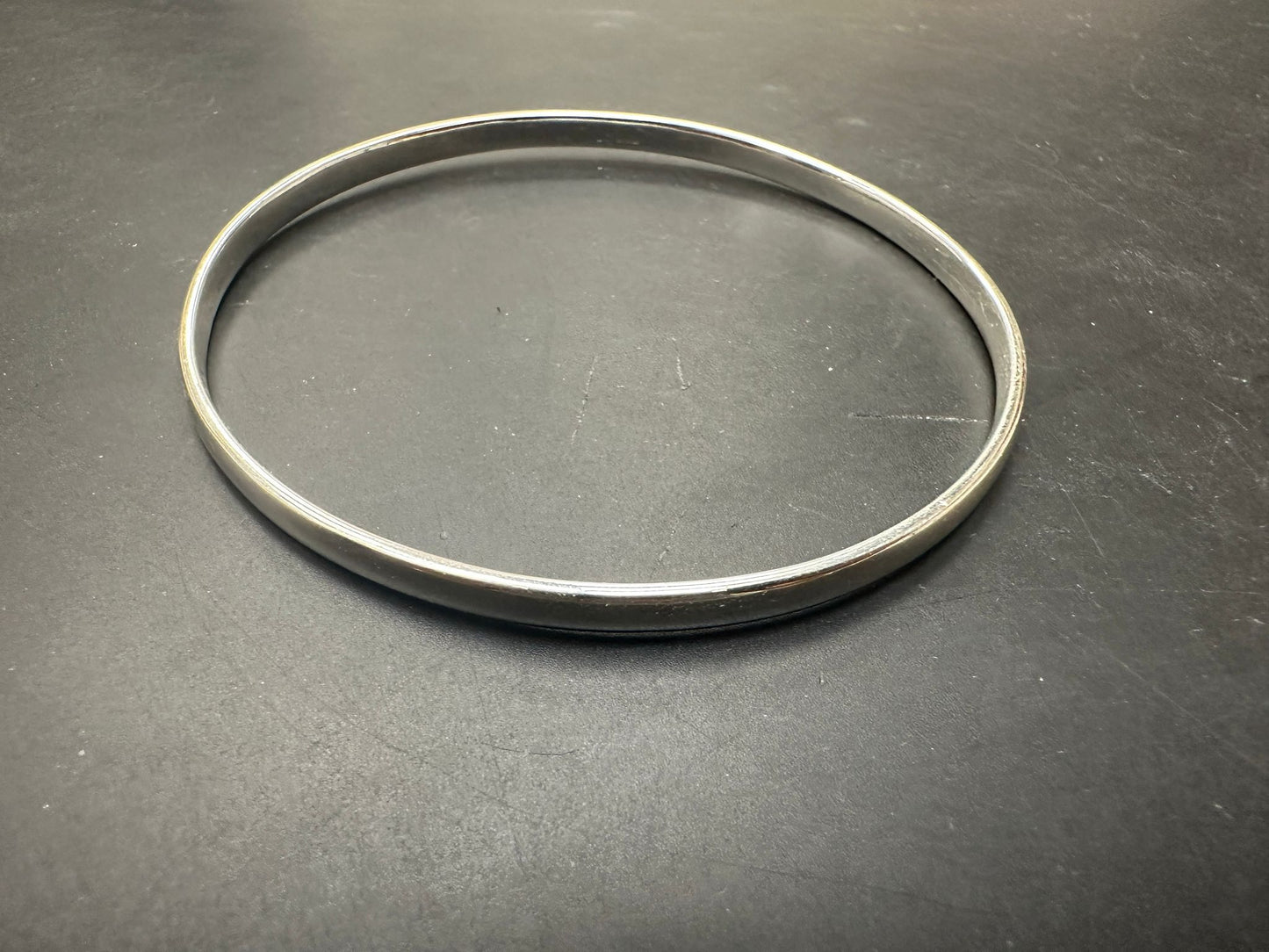 Sterling Silver Round Bangle BP10226