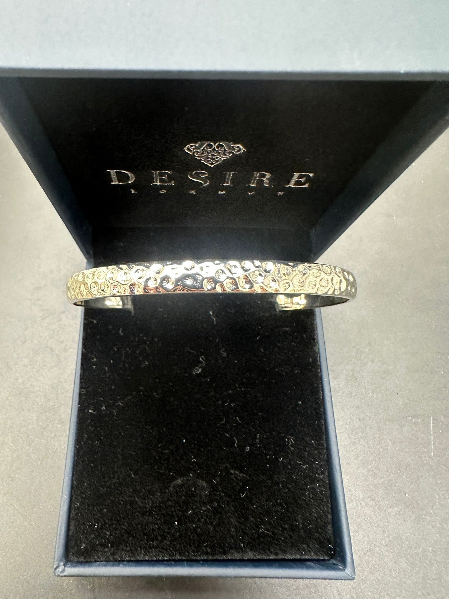 Sterlin Silver Hammered Bangle BPL10128