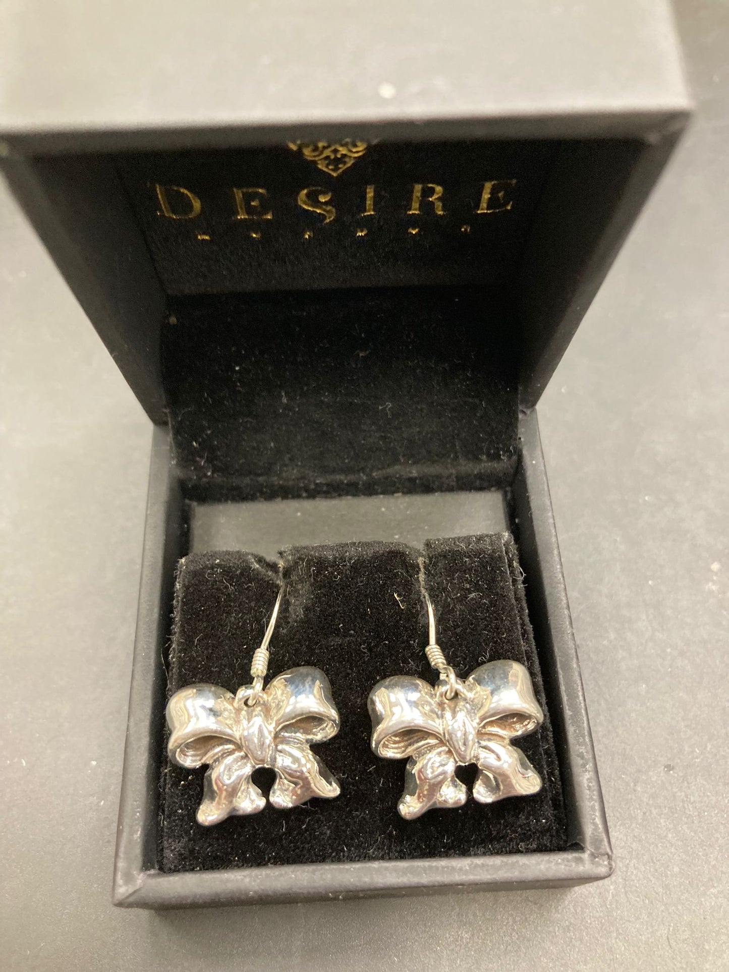 Sterling Silver Plain Bow Earrings EP0006