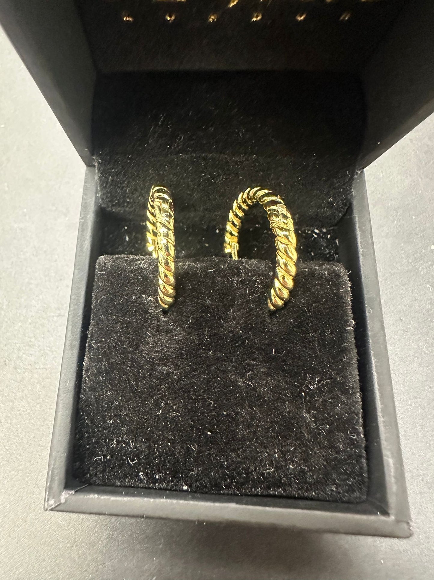 Sterling Silver Round Earring EP10159