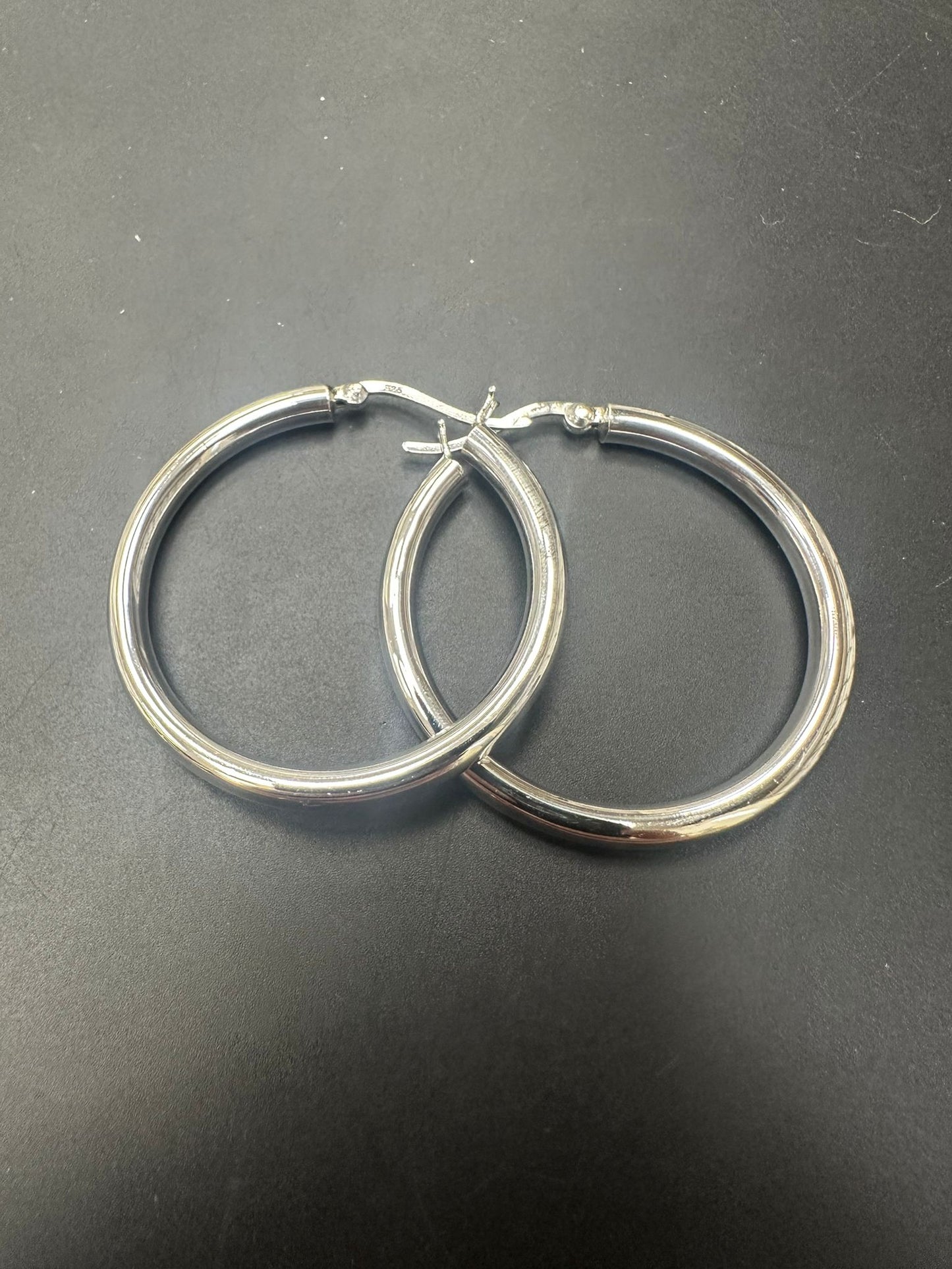 Sterling Silver Round Hoop Earring Plain EP108198