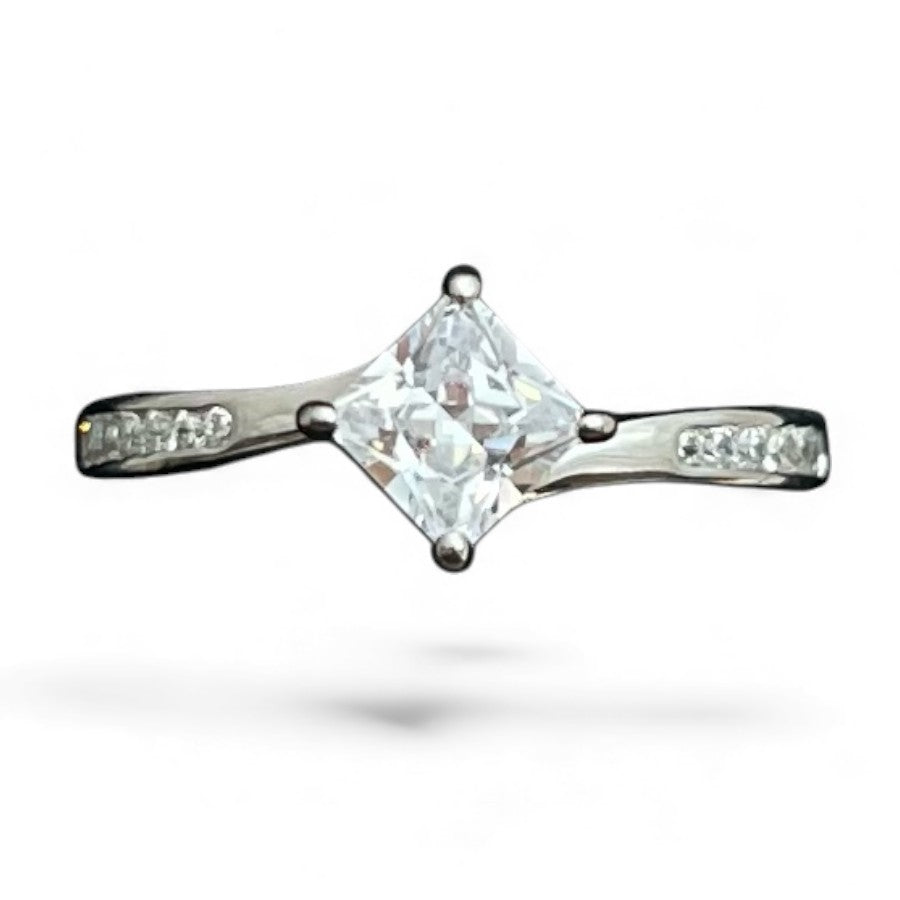 Sterling Silver Ring CZ Stone RCZ8103