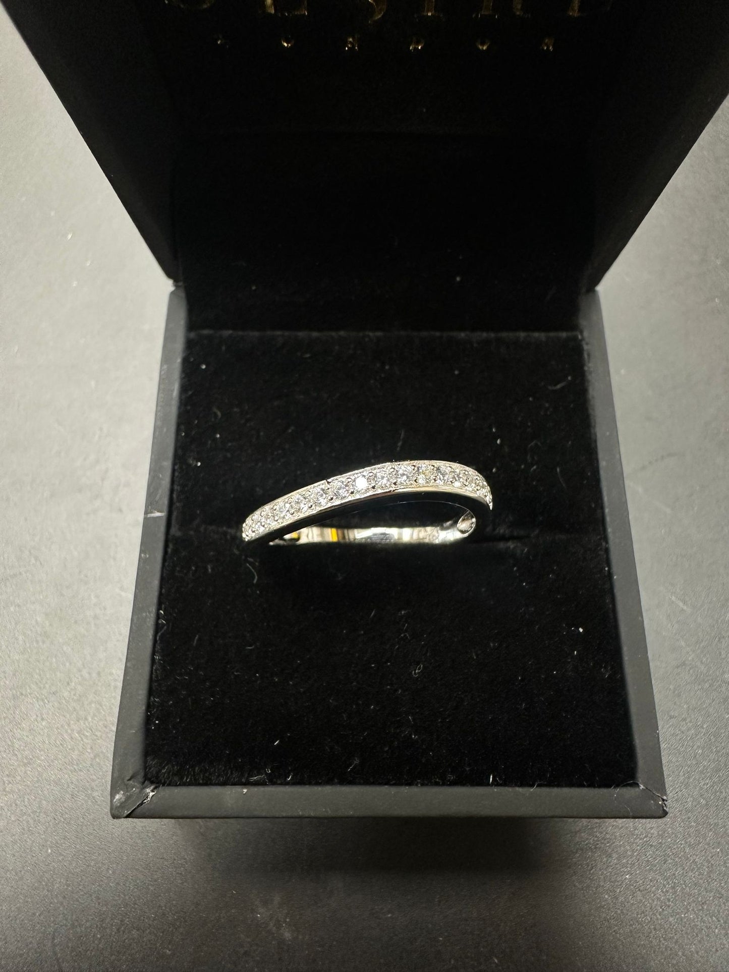 Sterling Silver Ring Round CZ Stone RCZ929