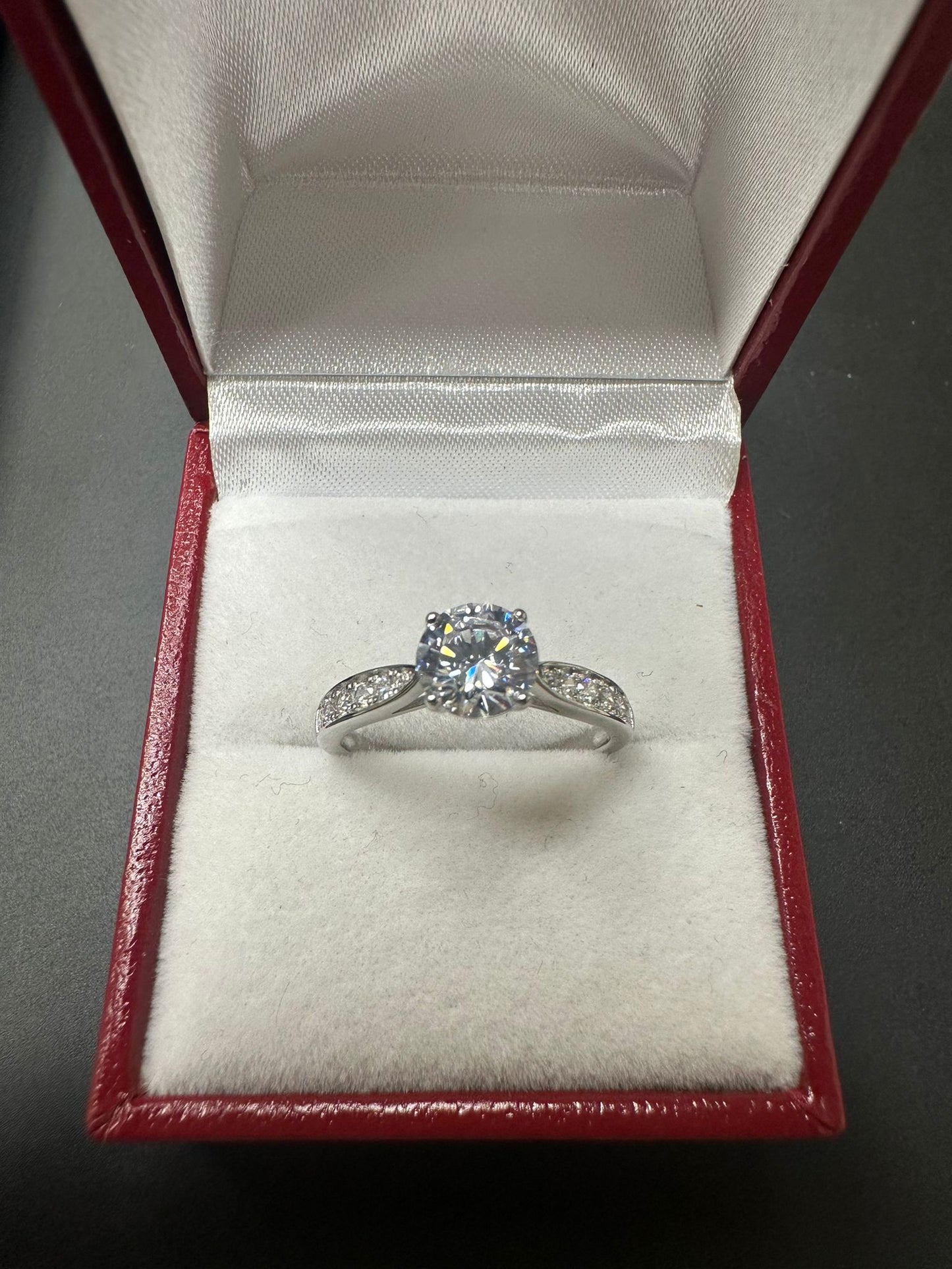 Sterling Silver Ring Round CZ Stone RCZ9513