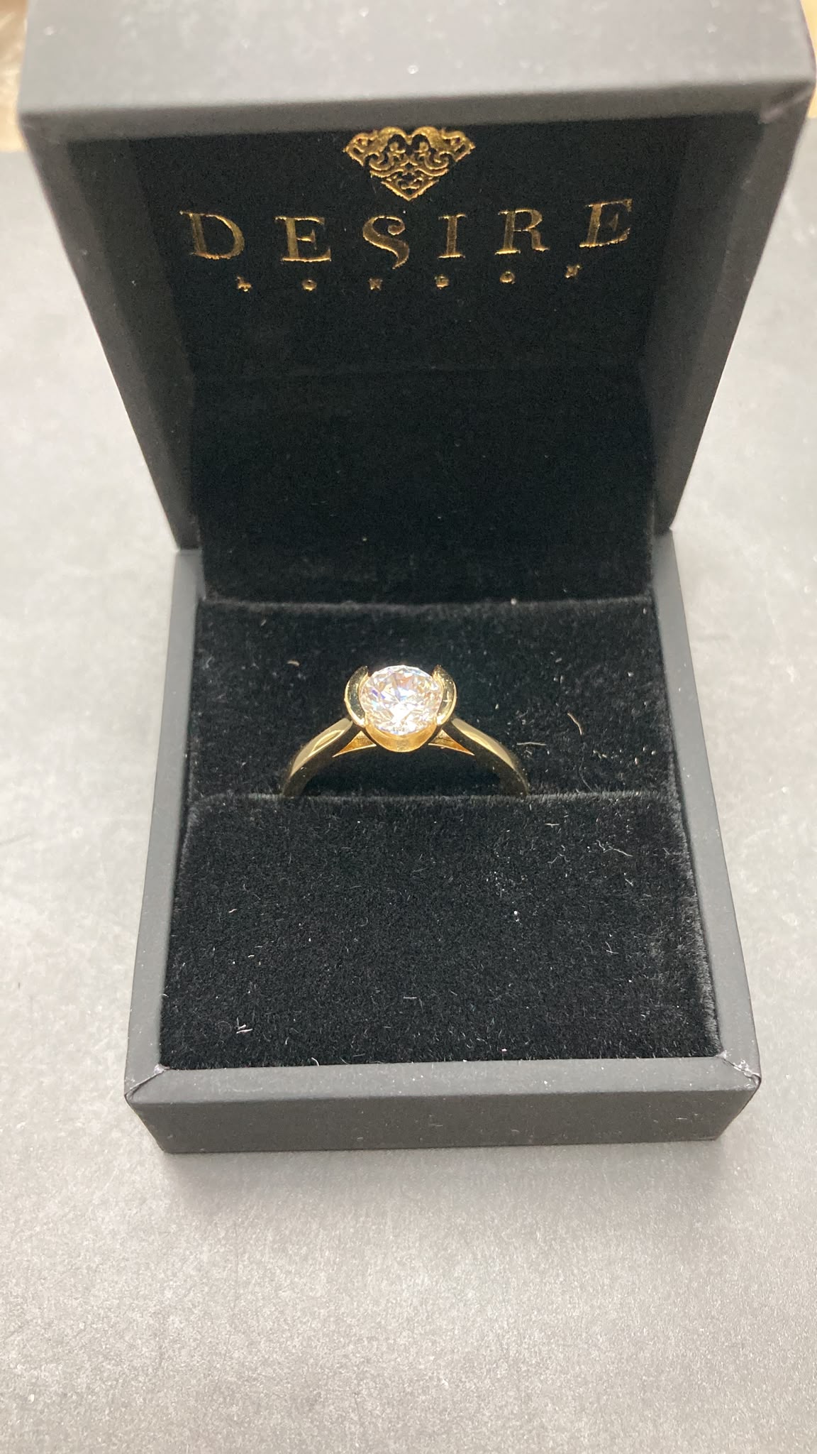 Sterling Silver Ring Cz V shape Stone RCZD509
