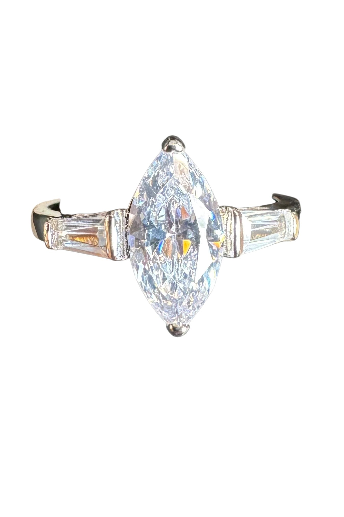 Sterling Silver Ring Round CZ Stone RCZD522