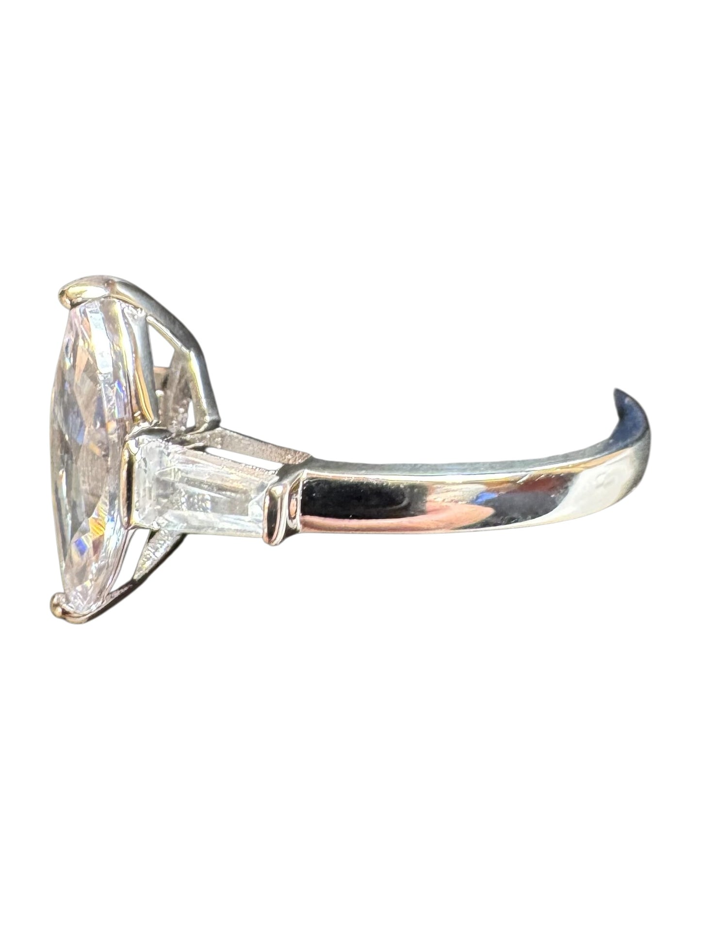 Sterling Silver Ring Round CZ Stone RCZD522