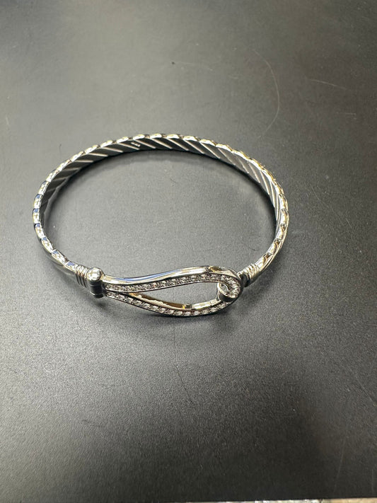 Sterling Silver Bangle Oval CZ Stone BG012