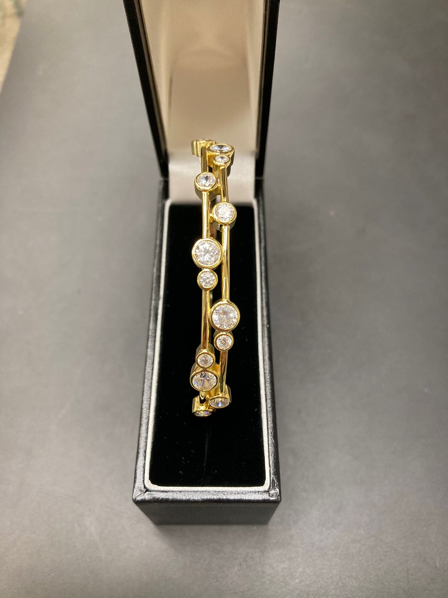 Sterling Silver Bangle CZ Robover Stone BG0353001
