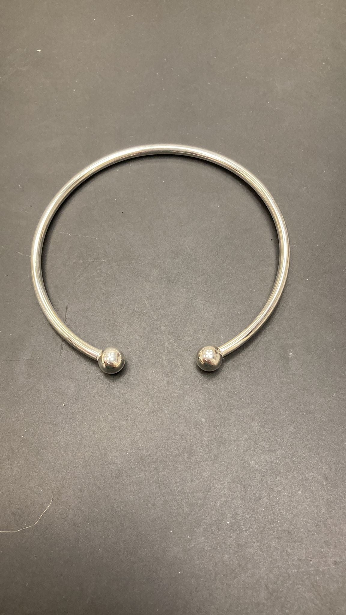 Sterling Silver Round Torque Bangle BP10193