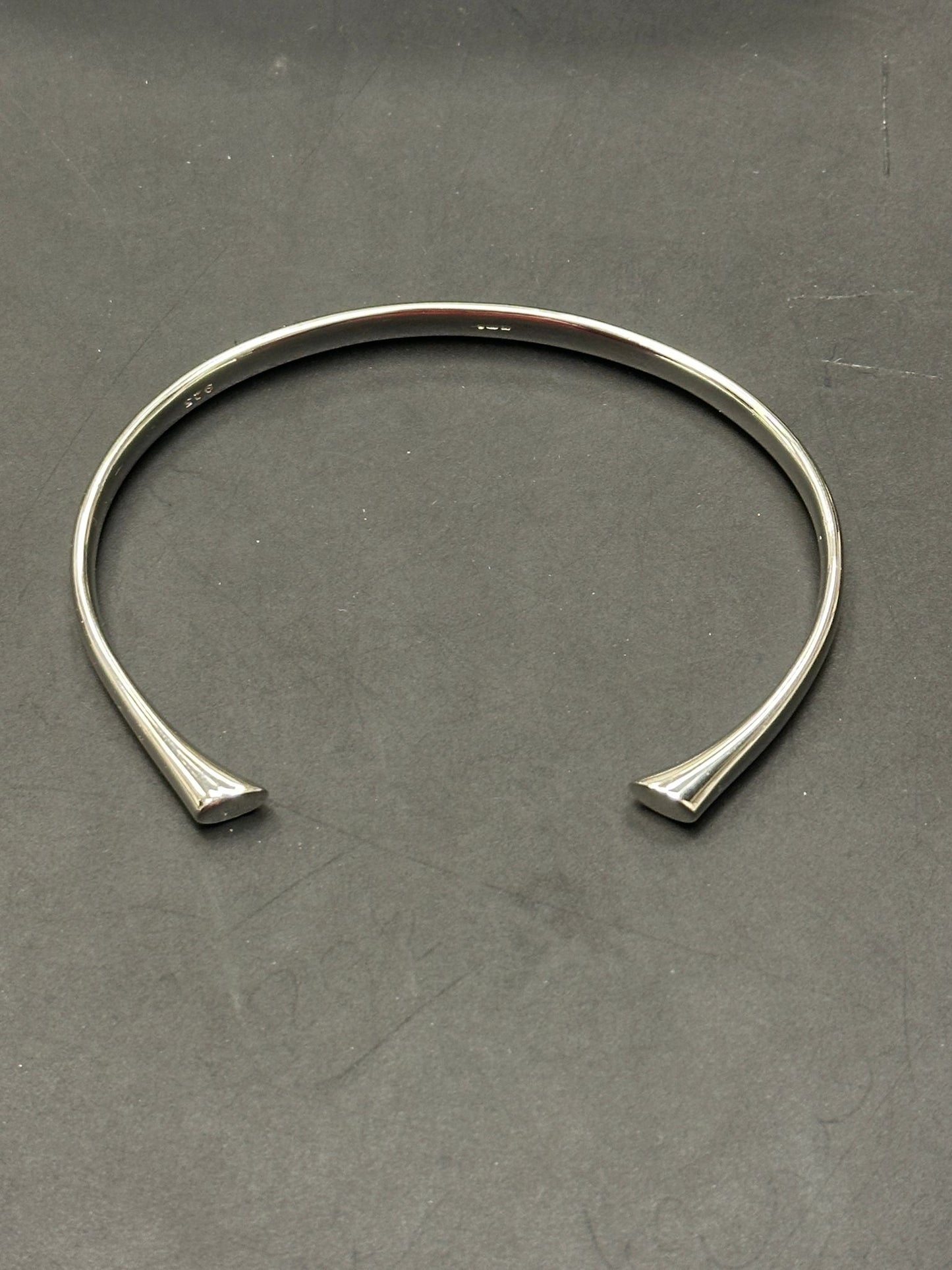 Sterling Silver Oval Bangle BPL10131
