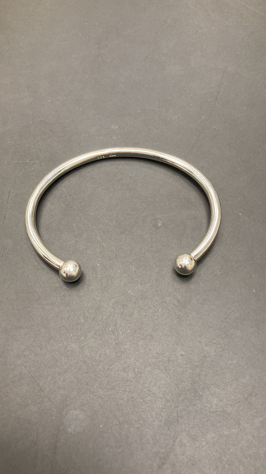 Sterling Silver Oval Torque Bangle BPL10123