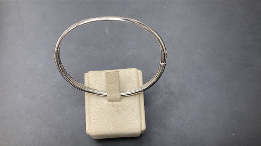 Sterling Silver Hinged Plain Oval Bangle BPL502