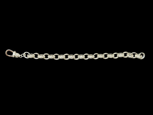 Sterling Silver Pattern Plain Belcher Bracelet BRC009. This sterling silver belcher bracelet features a secure clasp.