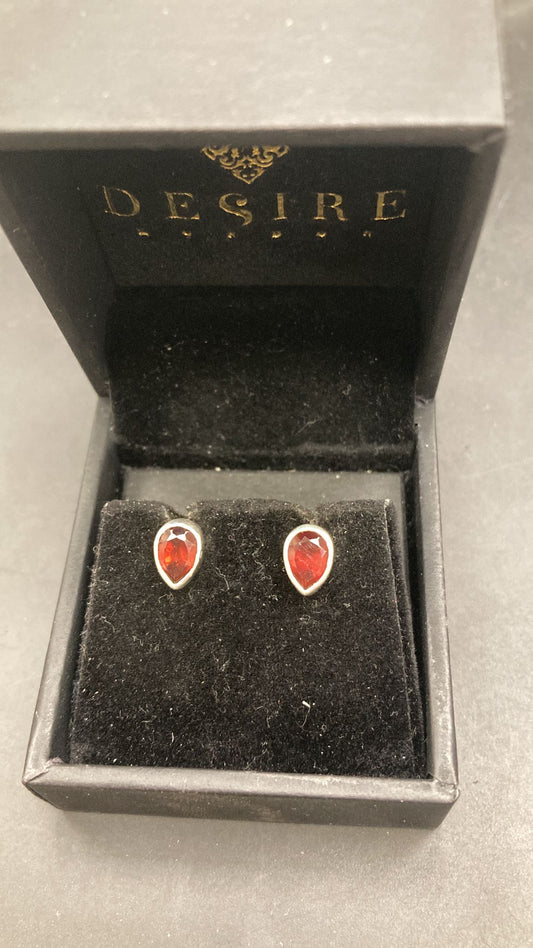 Sterling Silver Garnet Stone Stud  ECZ009