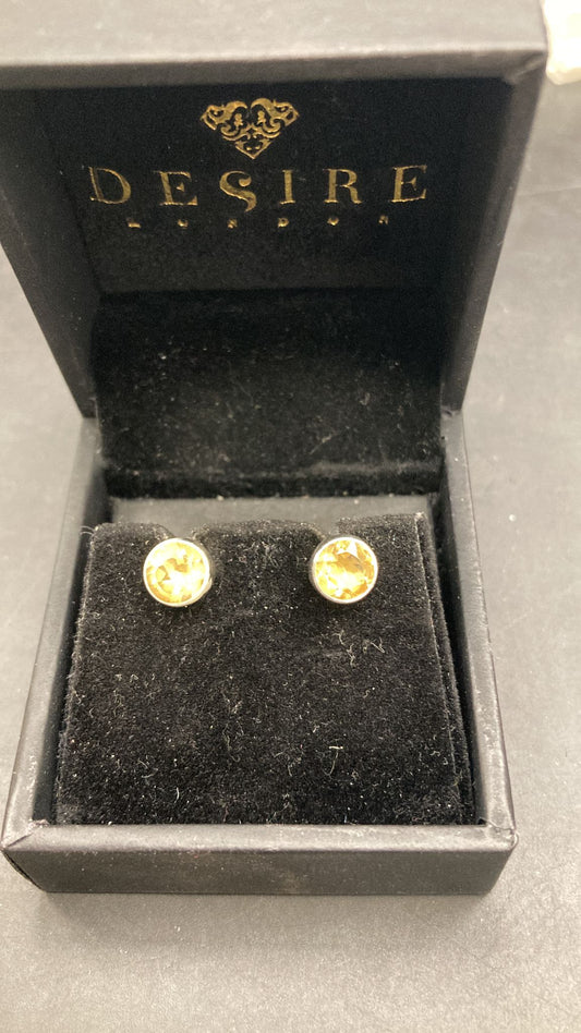 Sterling Silver Citrine Stone Stud  ECZ010