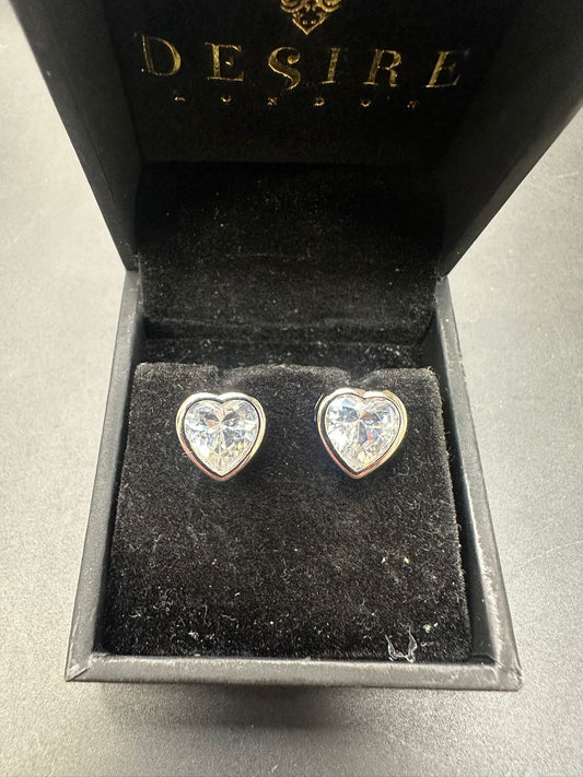 Sterling Silver Heart Shape Stud Earring CZ Stone ECZ10015