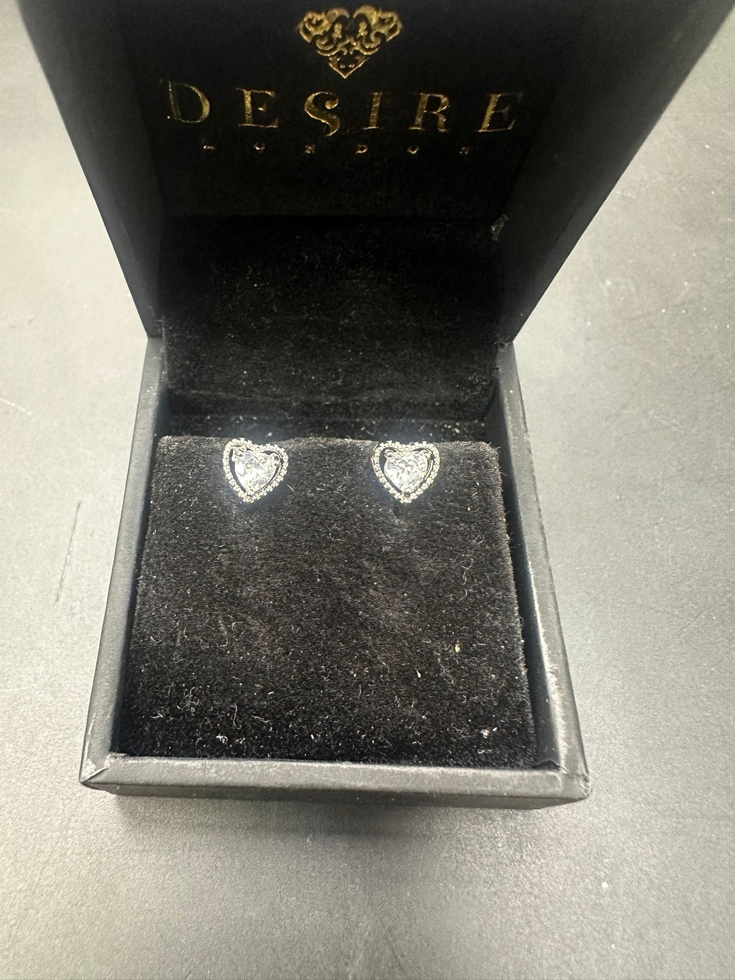 Sterling Silver Heart Shape Stud Earring CZ Stone ECZ10017