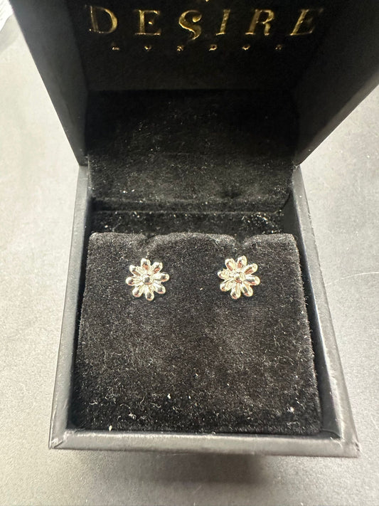 Sterling Silver Stud Earring CZ Stone ECZ1330