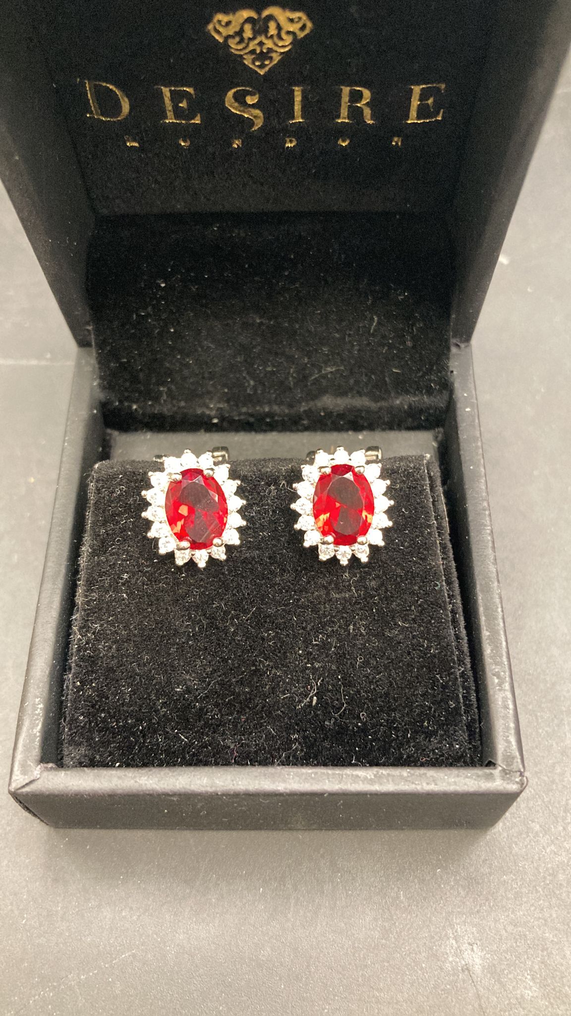 Sterling Silver Cz Oval Stud ECZ165