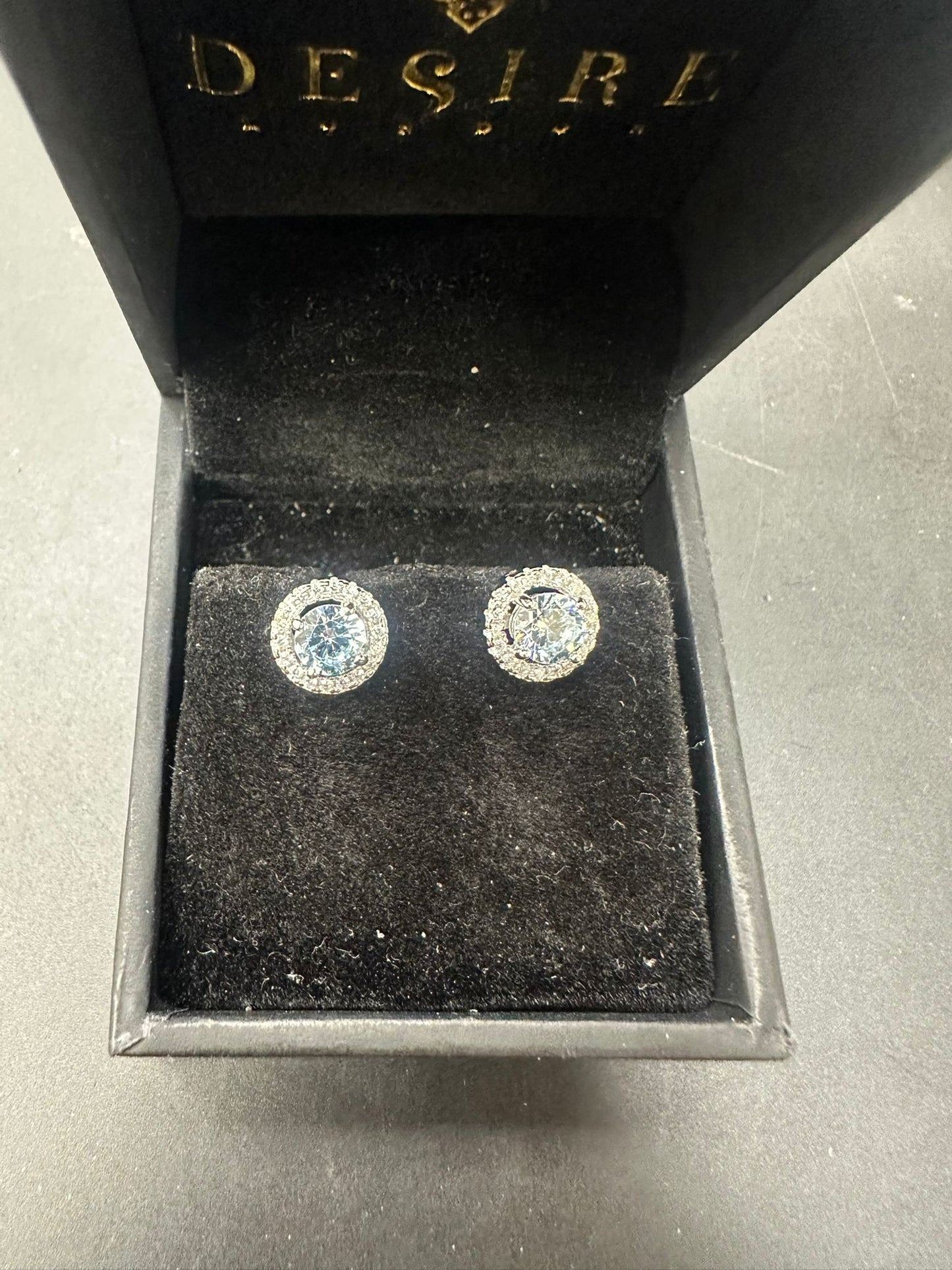 Sterling Silver Stud Earring CZ Stone ECZ33105