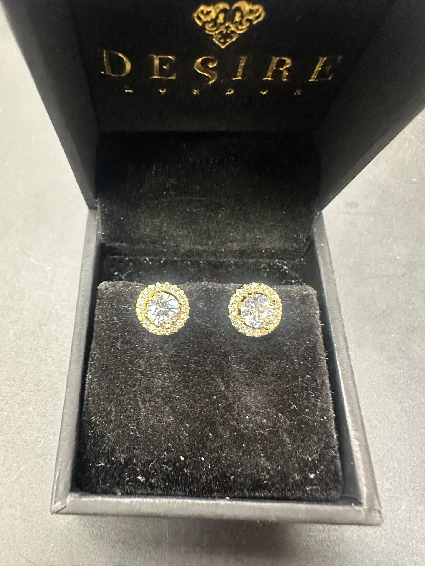 Sterling Silver Stud Earring CZ Stone ECZ33105