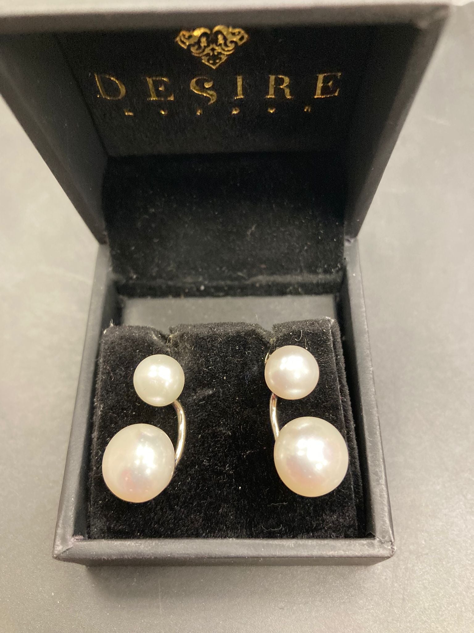 Sterling Silver Duo Pearl Earrings ECZ7800 displayed in a box, elegant sterling silver pearl earrings.