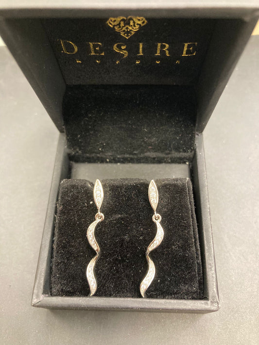Sterling Silver Cz Drop Earrings ECZ9105