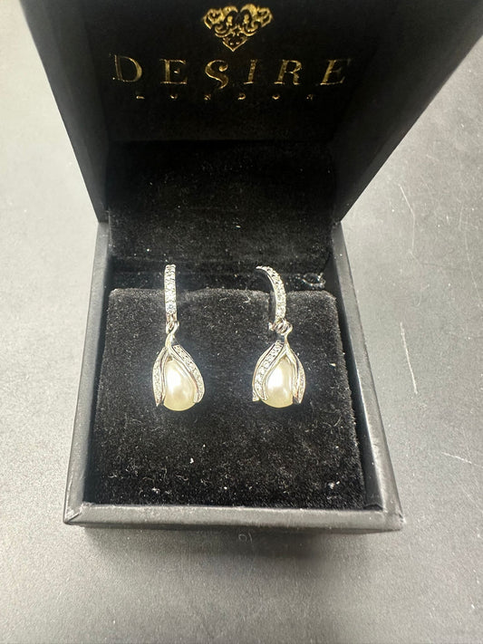 Sterling Silver Pearl Earring CZ Stone ECZ9805