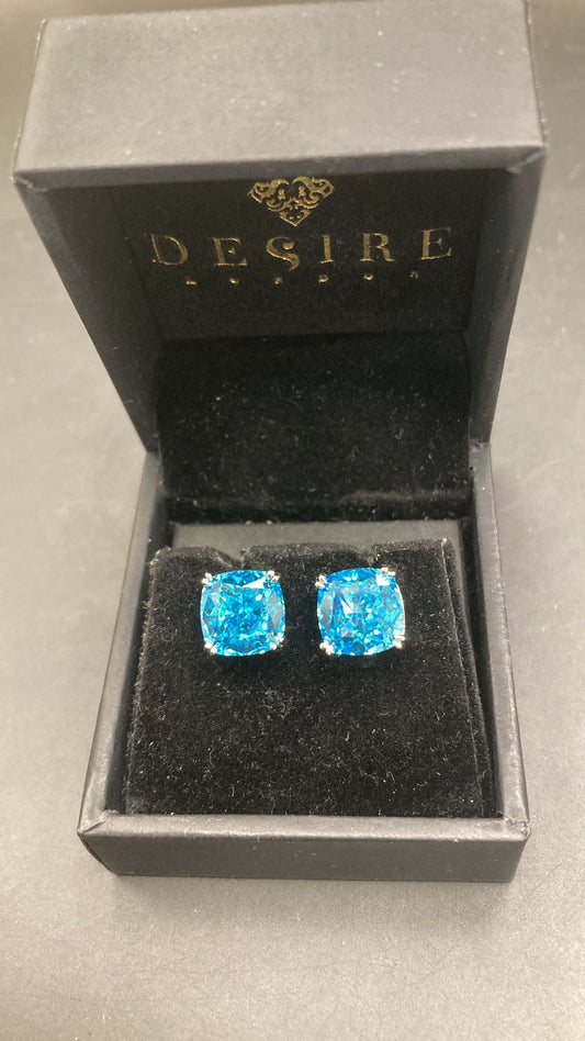 Sterling Silver Cz Cushion-Cut Stud ECZA806