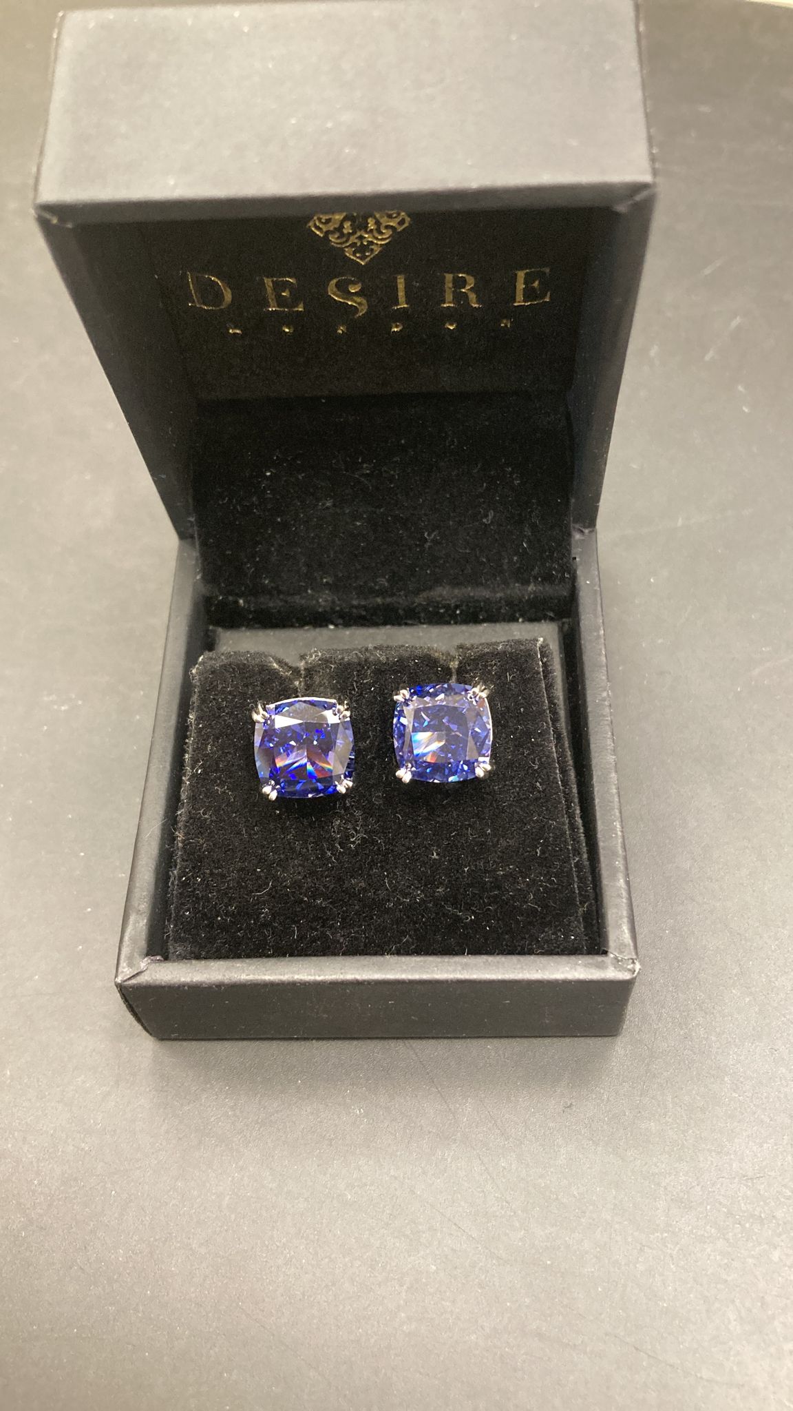 Sterling Silver Cz Cushion-Cut Stud ECZA806 in a black jewelry box, featuring cushion-cut cz stud earrings.