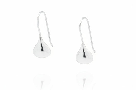 Plain sterling silver drop earrings, featuring a sleek design with dimensions 5 x 8 x 23 mm.