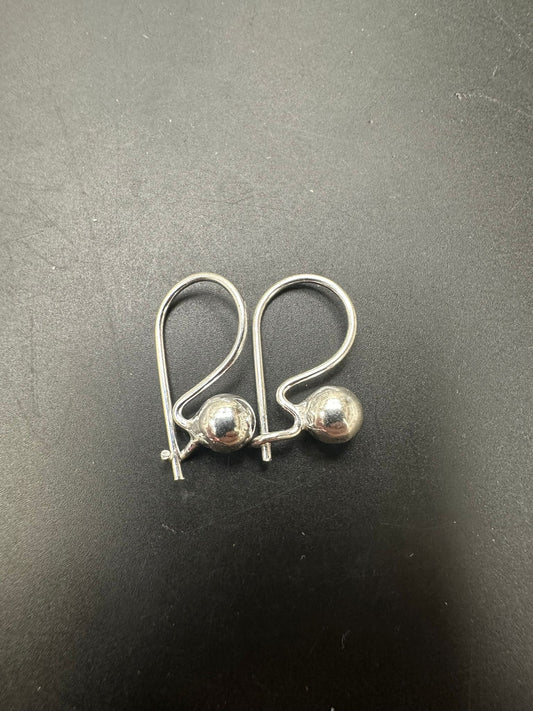 Sterling Silver Ball Earring EP100