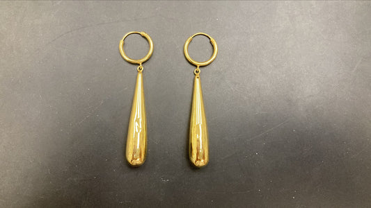 Sterling Silver Drop Earring EP100102 displayed on a black background with a shiny finish.