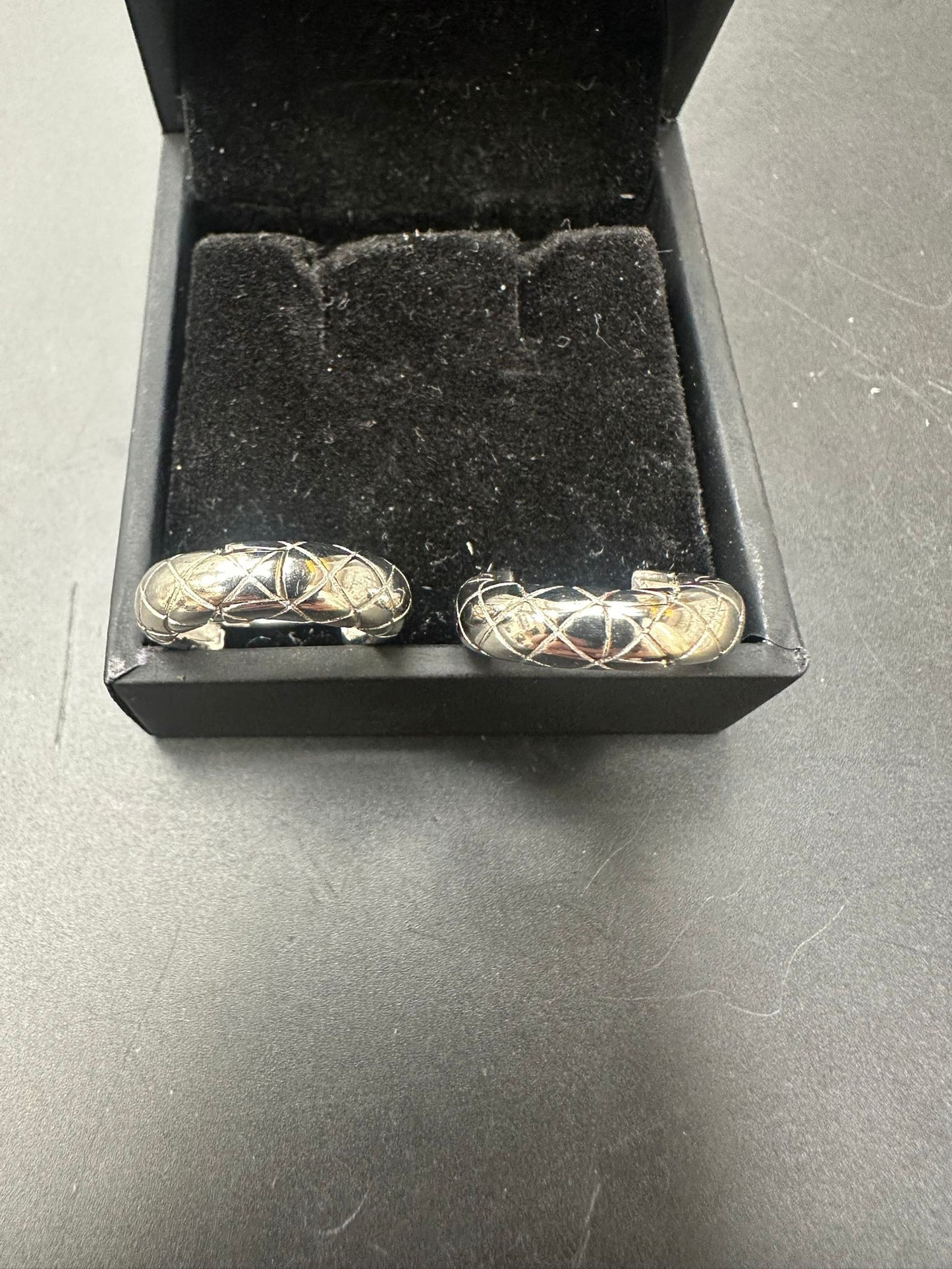 Sterling Silver Round Earring EP10021