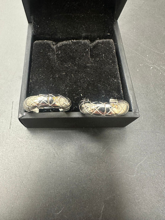 Sterling Silver Round Earring EP10021