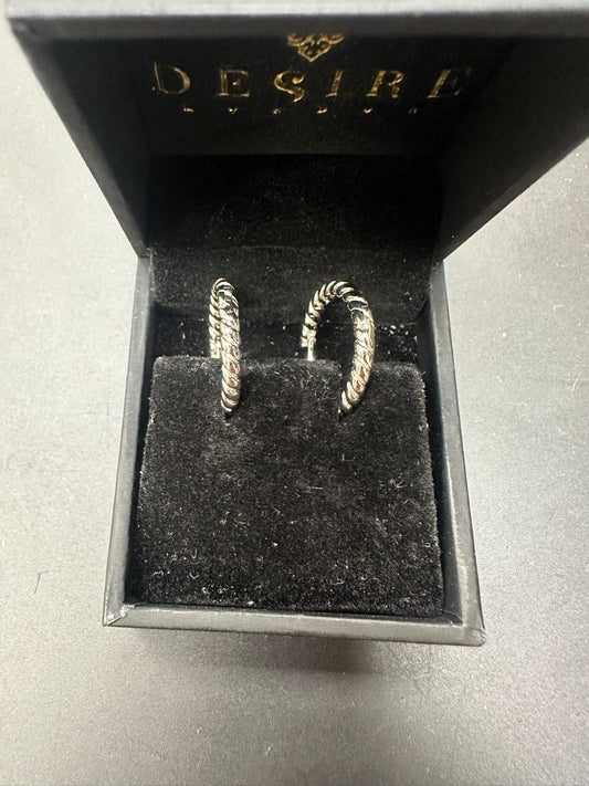 Sterling Silver Round Earring EP10159