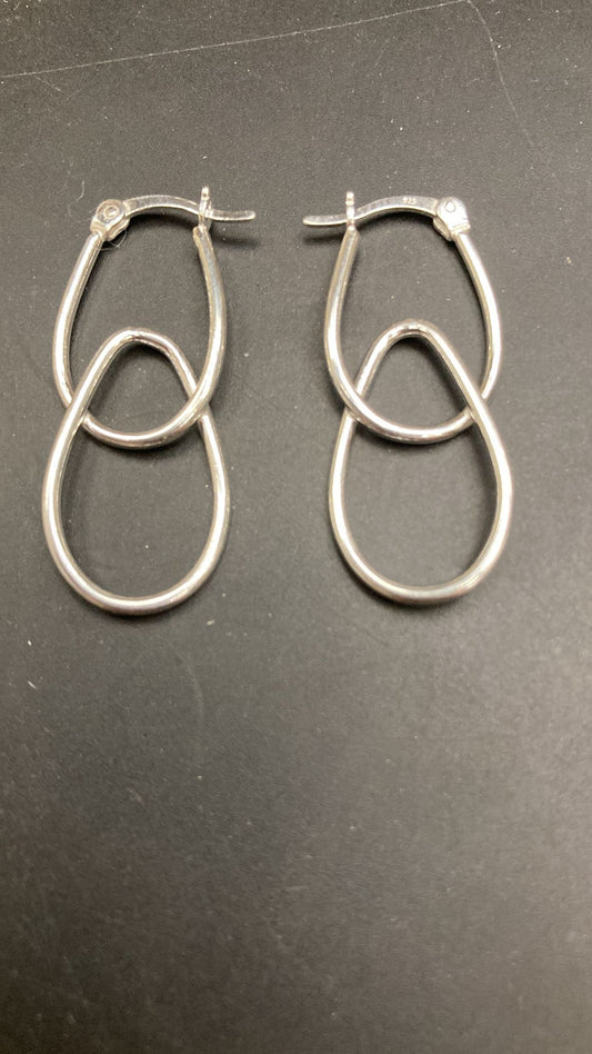 Sterling Silver Creole Earring EP123, stylish and elegant sterling silver creole earrings with double loops.