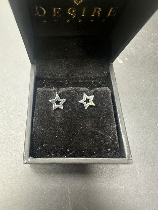 Sterling Silver Plain Stud Earring EP9104