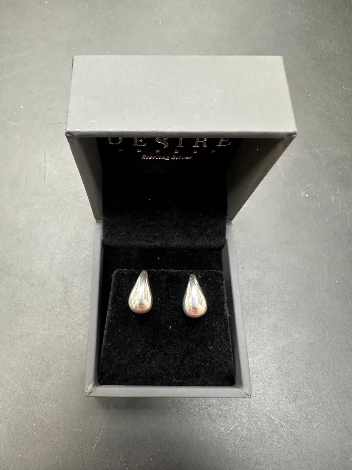 Sterling Silver Plain Teardrop Earring  ER100161