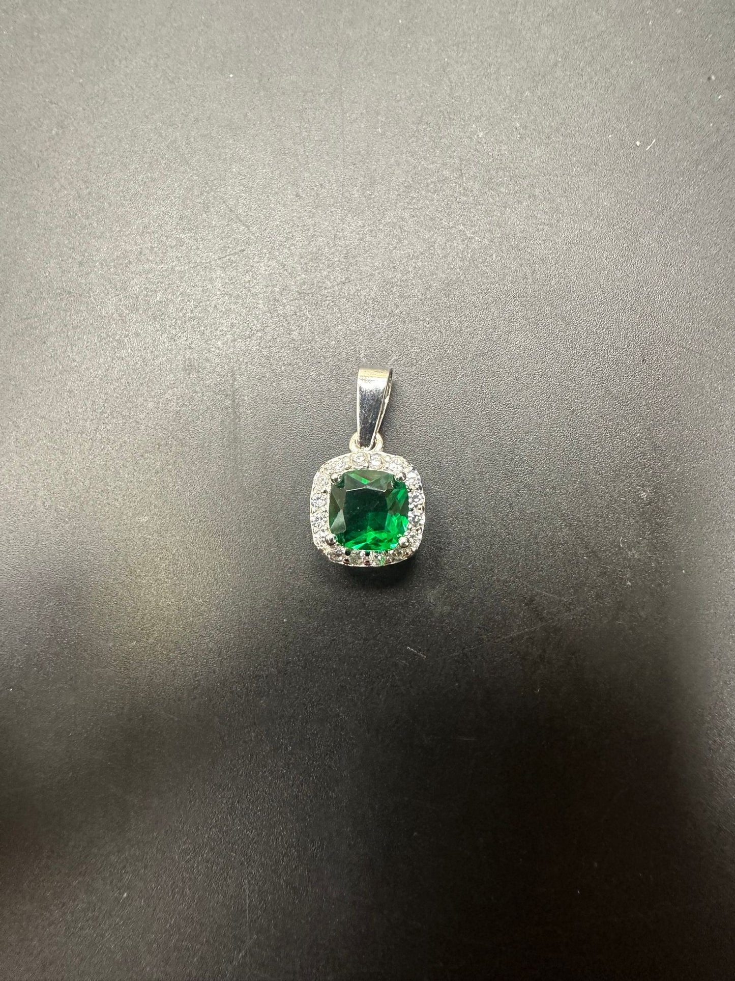 Sterling Silver Pendant CZ Stone MPCZ3363