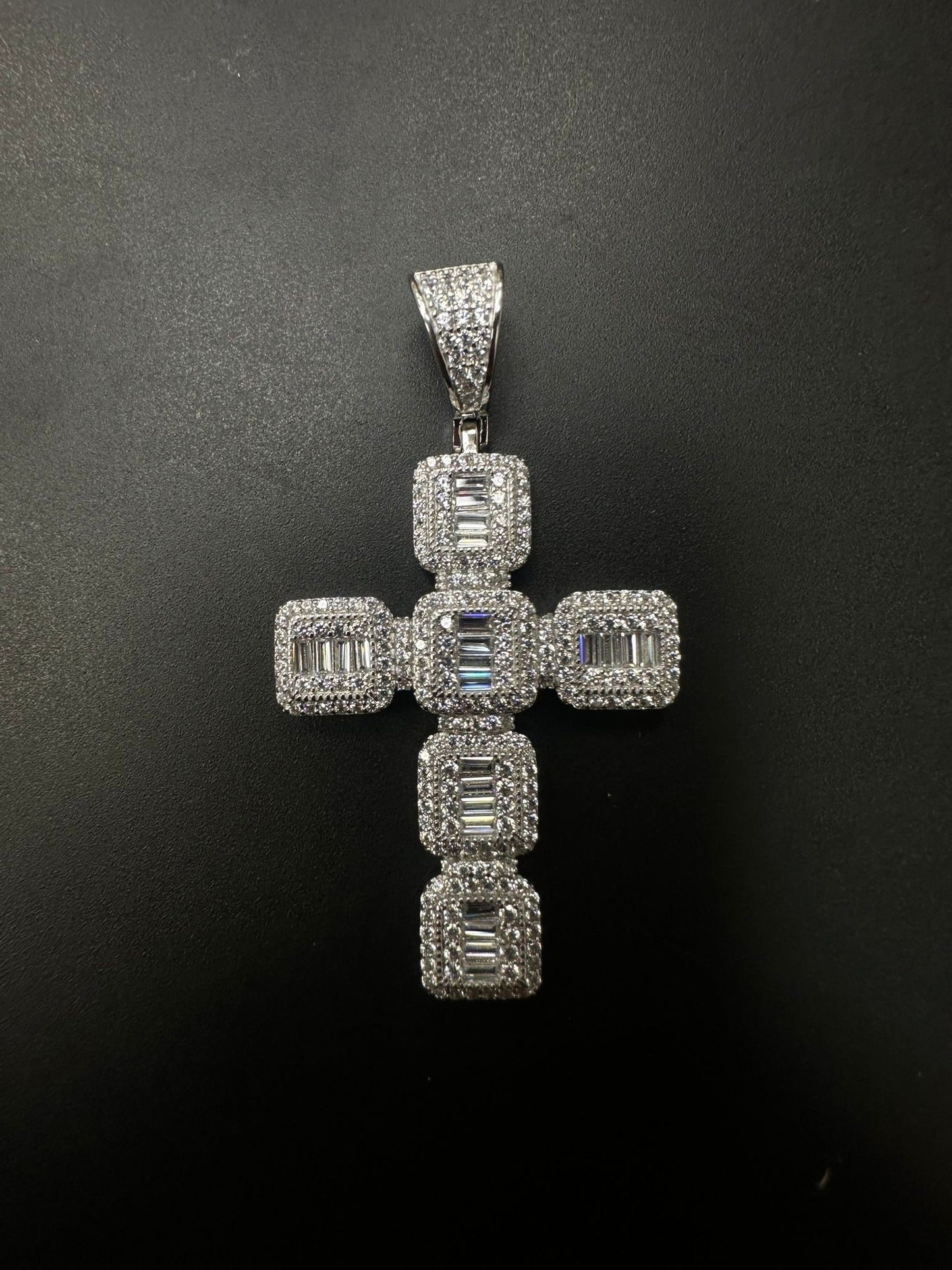 Sterling Silver Cross Pendant MPCZ900