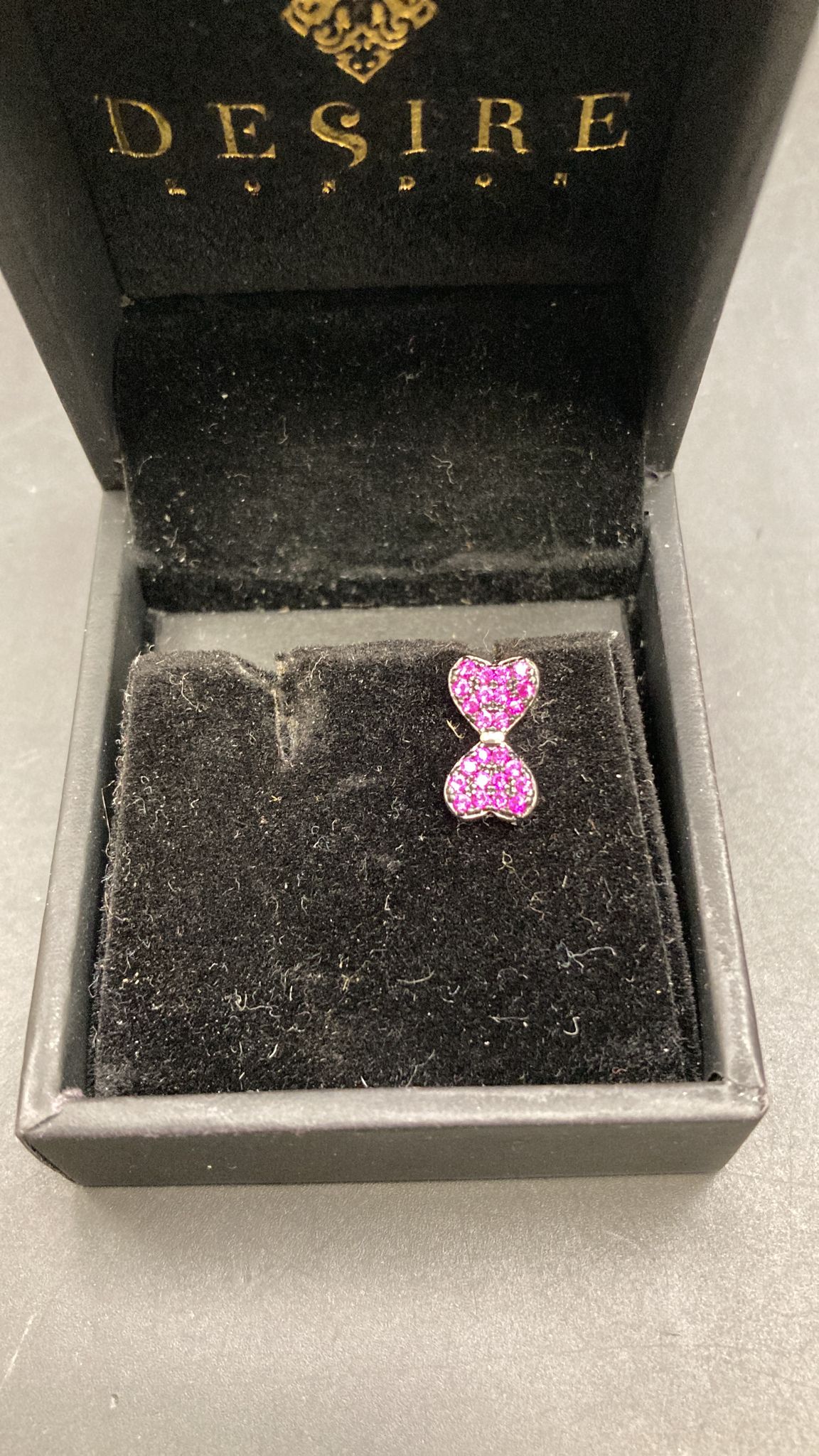 Sterling Silver Cz Sparkling Bow Pendant PCZ6031