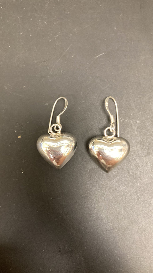 Sterling Silver Puffed Heart Earring PE010500039, stylish sterling silver heart earrings design.