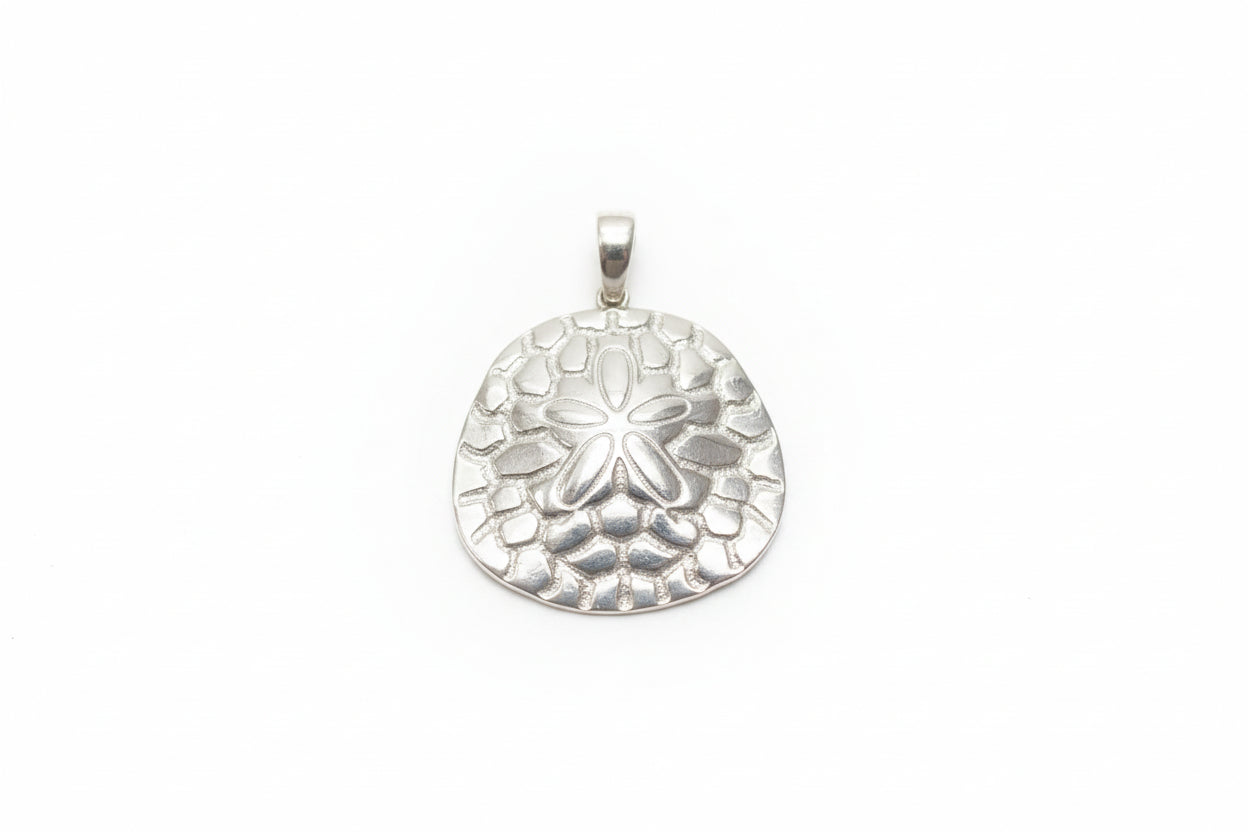 Sterling Silver Plain sand Dollar Pendant PP004, a beautiful sterling silver sand dollar pendant.