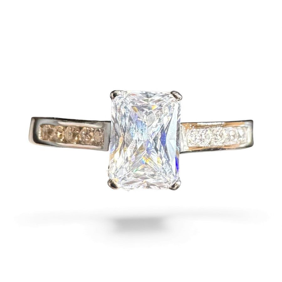 Sterling Silver Ring Round CZ Stone RCZD508