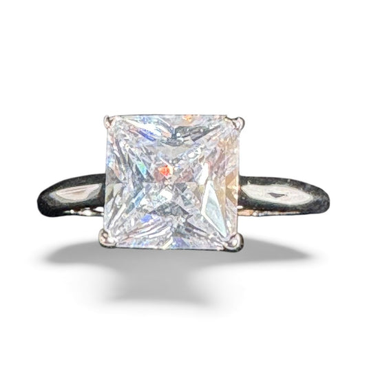 Sterling Silver Ring Round CZ Stone RCZD524