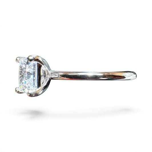 Sterling Silver Ring CZ Stone RCZD538