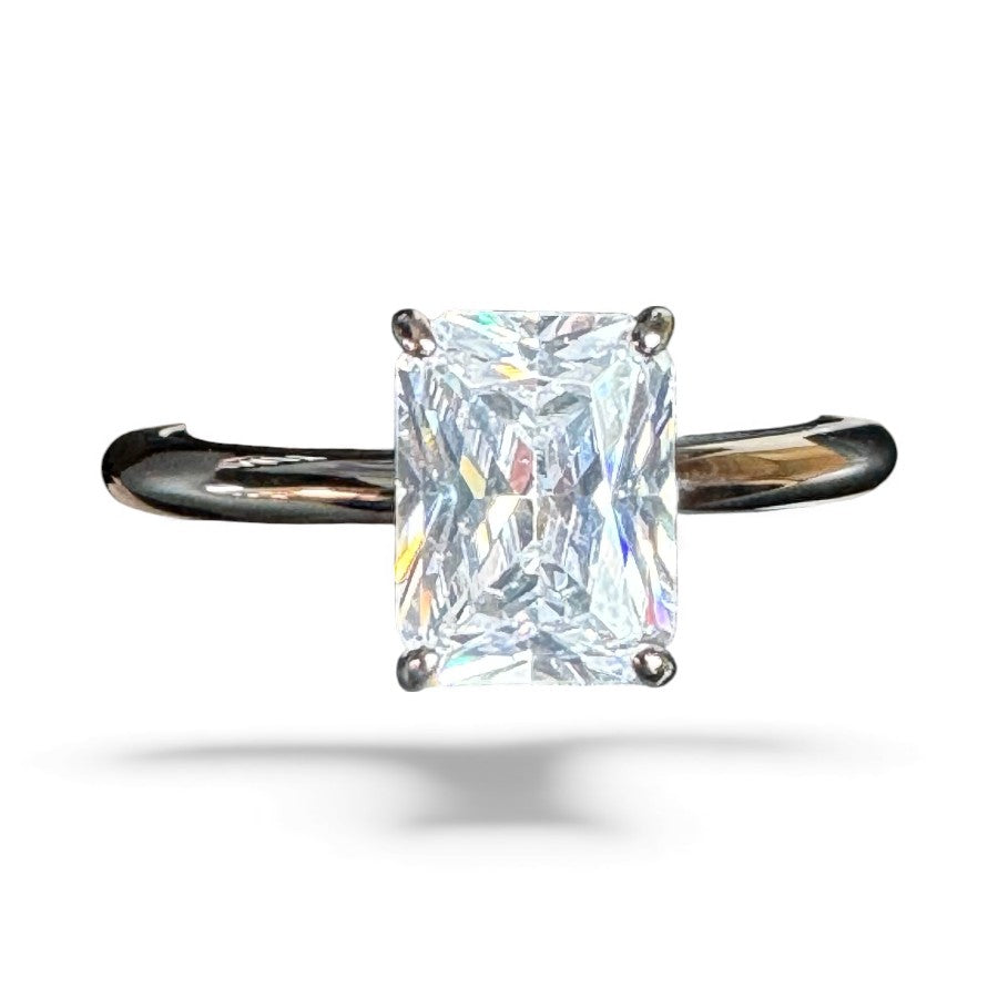 Sterling Silver Ring Round CZ Stone RCZD540