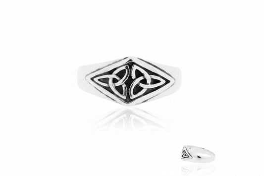 Sterling Silver Triquetra Celtic Ring TQ021270670 featuring intricate triquetra design.